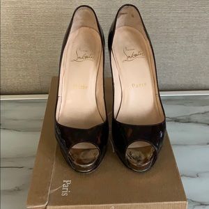 Christian Louboutin patent pump